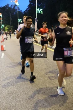Runner Photo 4292381