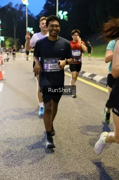 Runner Photo 4292382