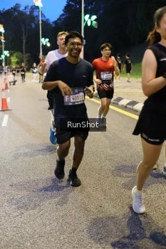 Runner Photo 4292385