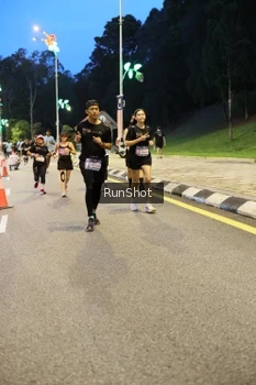 Runner Photo 4292393