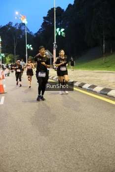 Runner Photo 4292398