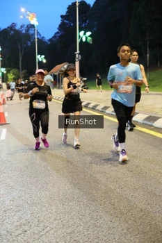 Runner Photo 4292417