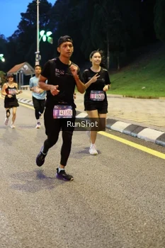 Runner Photo 4292418