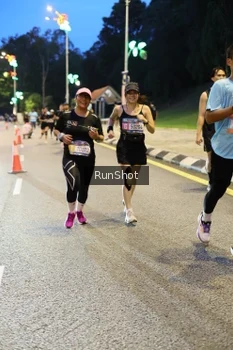 Runner Photo 4292425