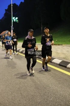 Runner Photo 4292456