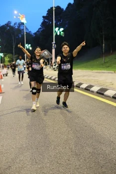 Runner Photo 4292472
