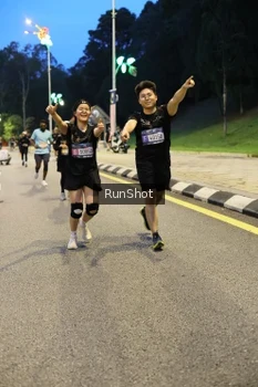 Runner Photo 4292473