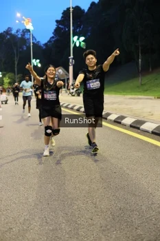 Runner Photo 4292477