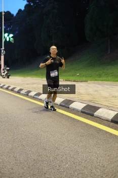 Runner Photo 4292514