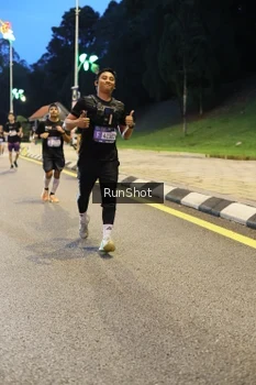 Runner Photo 4292531