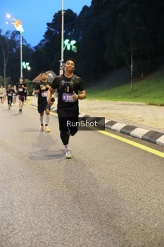 Runner Photo 4292537