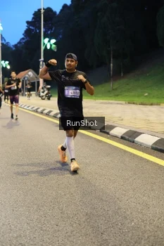 Runner Photo 4292545