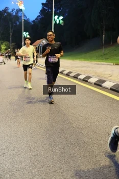 Runner Photo 4292575