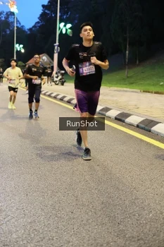 Runner Photo 4292579