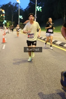Runner Photo 4292587
