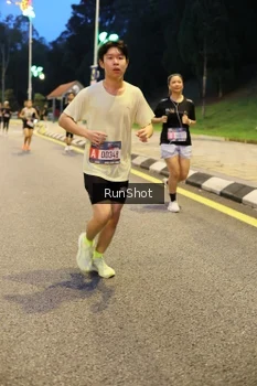 Runner Photo 4292591