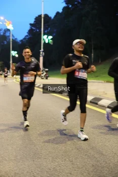 Runner Photo 4292619