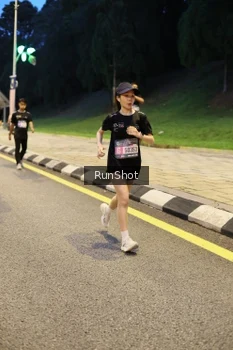 Runner Photo 4292628