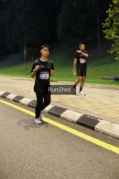 Runner Photo 4292644