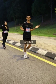 Runner Photo 4292667