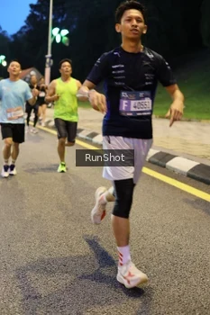 Runner Photo 4292731