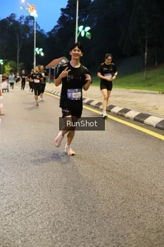 Runner Photo 4292756