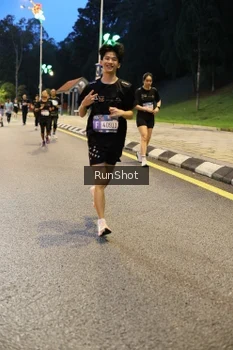 Runner Photo 4292759