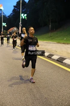 Runner Photo 4292767