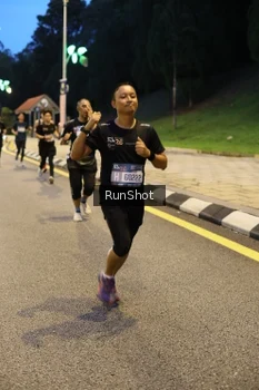 Runner Photo 4292768