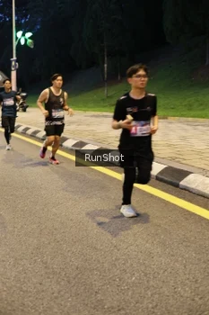 Runner Photo 4292790