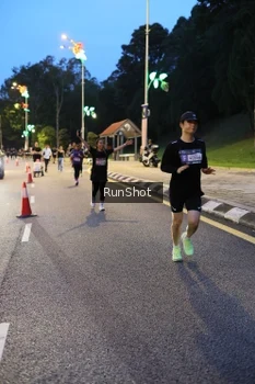 Runner Photo 4292834