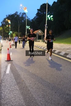 Runner Photo 4292875