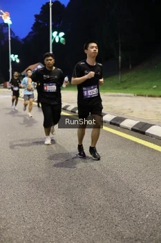 Runner Photo 4292913