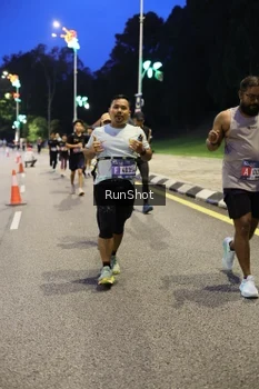 Runner Photo 4293314