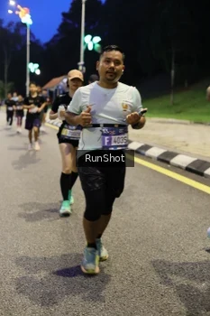 Runner Photo 4293410