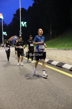 Runner Photo 4293447