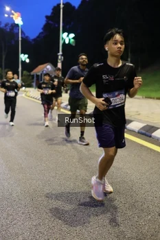 Runner Photo 4293599
