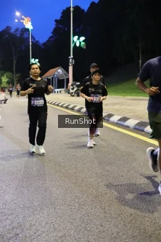 Runner Photo 4293714