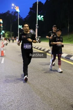Runner Photo 4293759
