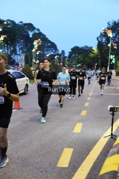Runner Photo 4293845