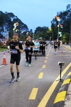 Runner Photo 4293847