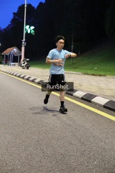 Runner Photo 4293855