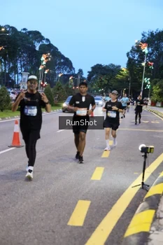 Runner Photo 4293877