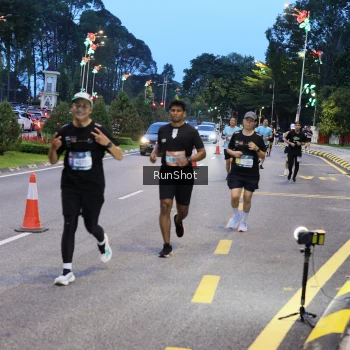 Runner Photo 4293878