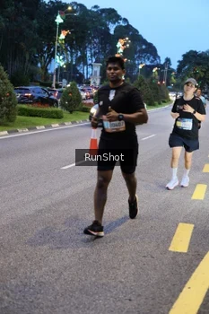 Runner Photo 4293895