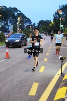 Runner Photo 4293944