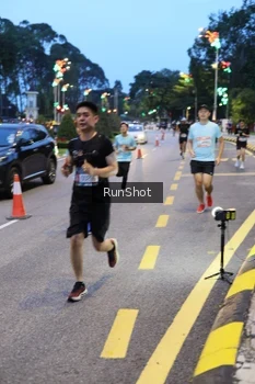 Runner Photo 4293945