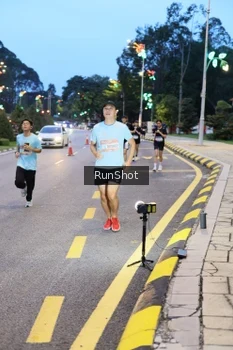 Runner Photo 4293946