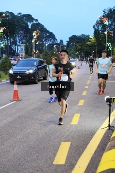 Runner Photo 4293950