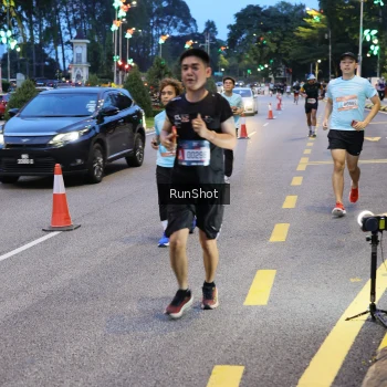 Runner Photo 4293956
